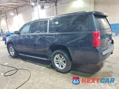 Drugie zdjęcie samochodu z przodu: 2018 CHEVROLET SUBURBAN K1500 LT VIN:1GNSKHKC0JR121740 - miniatura