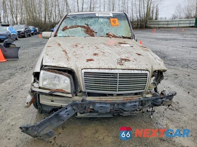 Piąte zdjęcie samochodu w środku: 1999 MERCEDES-BENZ C 280 VIN:WDBHA29G4XA706192 - miniatura