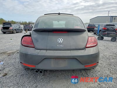 Zdjęcie 6 z 12 samochodu: 2018 VOLKSWAGEN BEETLE SE VIN:3VWJD7ATXJM713591 - miniatura