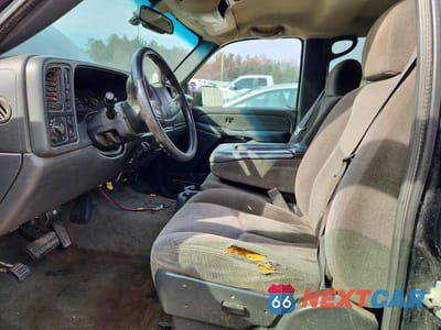 Zdjęcie 7 z 12 samochodu: 2005 CHEVROLET SILVERADO K2500 HEAVY DUTY VIN:1GCHK23205F898545 - miniatura