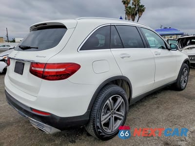 Trzecie zdjęcie samochodu z tyłu: 2019 MERCEDES-BENZ GLC 300 4MATIC VIN:WDC0G4KB2K1005306 - miniatura