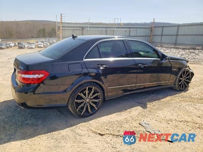 Trzecie zdjęcie samochodu z tyłu: 2011 MERCEDES-BENZ E 350 BLUETEC VIN:WDDHF2EBXBA410234 - miniatura
