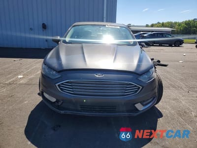 Piąte zdjęcie samochodu w środku: 2018 FORD FUSION SE HYBRID VIN:3FA6P0LU7JR169847 - miniatura
