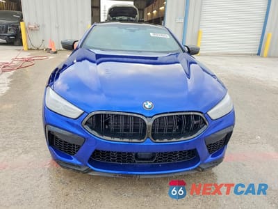Piąte zdjęcie samochodu w środku: 2024 BMW M8 VIN:WBSAE0C09RCR46815 - miniatura
