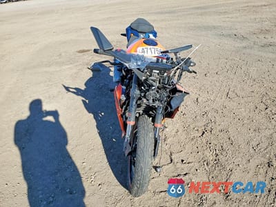Drugie zdjęcie samochodu z przodu: 2023 KTM 390 RC VIN:MD2JYJ409PN202436 - miniatura