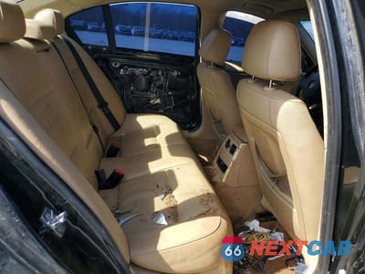 Zdjęcie 10 z 11 samochodu: 2006 BMW 325 I VIN:WBAVB13506KR57705 - miniatura