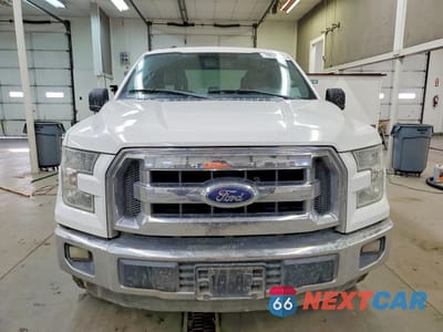 Piąte zdjęcie samochodu w środku: 2016 FORD F150 SUPER CAB VIN:1FTEX1C81GFB02603 - miniatura