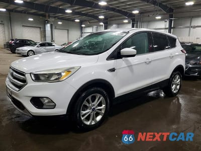 2017 FORD ESCAPE SE 1FMCU9GD0HUB81096 - główne zdjęcie licytacji z USA - miniatura