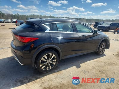 Trzecie zdjęcie samochodu z tyłu: 2019 INFINITI QX30 VIN:SJKCH5CR0KA008770 - miniatura