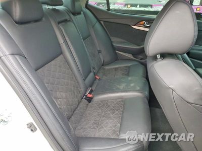Zdjęcie 10 z 12 samochodu: 2016 NISSAN MAXIMA 3.5 SR VIN:1N4AA6AP2GC404917 - miniatura