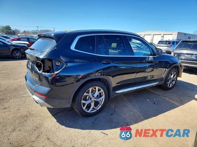 Trzecie zdjęcie samochodu z tyłu: 2022 BMW X3 XDRIVE30I VIN:WBX57DP02NN180805 - miniatura