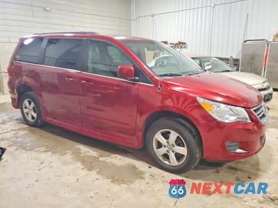 Czwarte zdjęcie samochodu z boku: 2011 VOLKSWAGEN ROUTAN SEL VIN:2V4RW5DGXBR691482 - miniatura