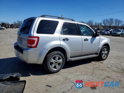 Trzecie zdjęcie samochodu z tyłu: 2011 FORD ESCAPE XLT VIN:1FMCU0DG8BKB96779 - miniatura