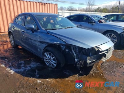 Czwarte zdjęcie samochodu z boku: 2015 MAZDA 3 TOURING VIN:3MZBM1L75FM193857 - miniatura