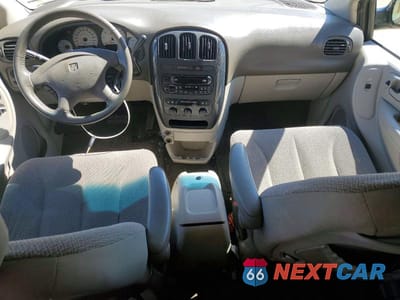 Zdjęcie 8 z 12 samochodu: 2006 DODGE GRAND CARAVAN SXT VIN:2D4GP44L56R909794 - miniatura