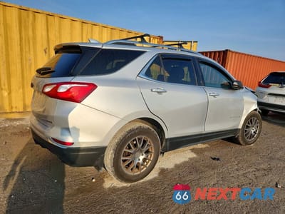 Trzecie zdjęcie samochodu z tyłu: 2018 CHEVROLET EQUINOX PREMIER VIN:2GNAXWEX5J6210814 - miniatura