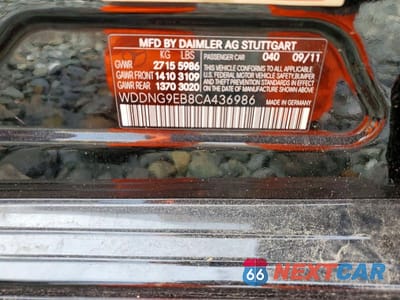 Zdjęcie 12 z 12 samochodu: 2012 MERCEDES-BENZ S 550 4MATIC VIN:WDDNG9EB8CA436986 - miniatura