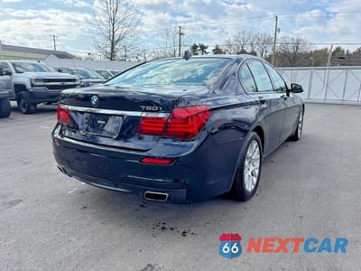 Trzecie zdjęcie samochodu z tyłu: 2014 BMW 750 XI VIN:WBAYB6C5XED224476 - miniatura