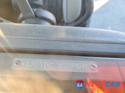 Zdjęcie 12 z 13 samochodu: 1995 JEEP WRANGLER / YJ S VIN:1J4FY19P2SP289461 - miniatura