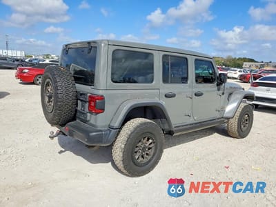 Trzecie zdjęcie samochodu z tyłu: 2021 JEEP WRANGLER UNLIMITED RUBICON 392 VIN:1C4JJXSJ7MW828615 - miniatura
