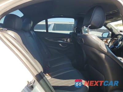 Zdjęcie 10 z 11 samochodu: 2019 MERCEDES-BENZ E 300 VIN:WDDZF4JB0KA563663 - miniatura