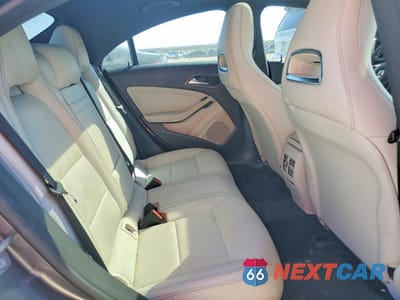 Zdjęcie 10 z 12 samochodu: 2019 MERCEDES-BENZ CLA 250 VIN:WDDSJ4EB8KN736817 - miniatura