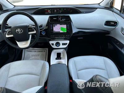 Zdjęcie 9 z 12 samochodu: 2016 TOYOTA PRIUS FOUR VIN:JTDKARFU7G3019819 - miniatura