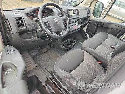 Zdjęcie 8 z 13 samochodu: 2021 RAM PROMASTER 3500 3500 HIGH VIN:3C6MRVJG8ME558294 - miniatura