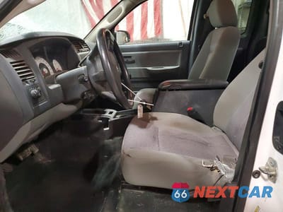 Zdjęcie 7 z 11 samochodu: 2011 DODGE DAKOTA ST VIN:1D7RW2BK0BS626533 - miniatura
