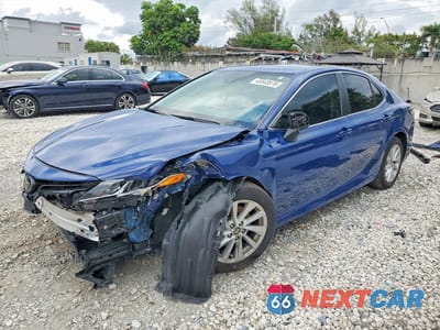 2023 TOYOTA CAMRY LE 4T1C11AK8PU178186 - główne zdjęcie licytacji z USA - miniatura
