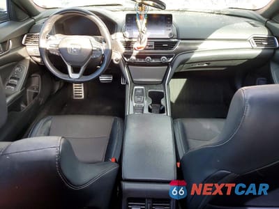 Zdjęcie 8 z 12 samochodu: 2018 HONDA ACCORD SPORT VIN:1HGCV2F3XJA014268 - miniatura