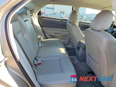 Zdjęcie 10 z 12 samochodu: 2009 CHRYSLER 300 TOURING VIN:2C3LA53V89H506347 - miniatura