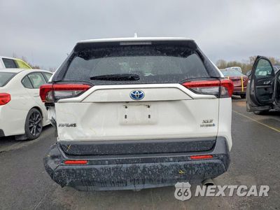 Zdjęcie 6 z 12 samochodu: 2019 TOYOTA RAV4 HYBRID XLE VIN:JTMRWRFV7KD505493 - miniatura