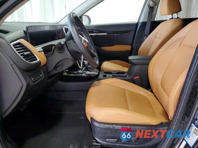 Zdjęcie 7 z 12 samochodu: 2024 KIA SELTOS SX VIN:KNDETCA77R7521120 - miniatura