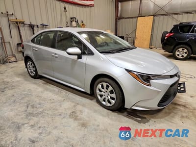 Czwarte zdjęcie samochodu z boku: 2024 TOYOTA COROLLA CROSS L VIN:5YFB4MDE1RP195264 - miniatura