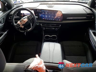 Zdjęcie 8 z 13 samochodu: 2024 CHEVROLET TRAVERSE LT VIN:1GNERGKS2RJ225909 - miniatura