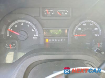Zdjęcie 8 z 10 samochodu: 2019 FORD E350 SHUTTLE BUS VIN:1FDEE3FS5KDC35731 - miniatura