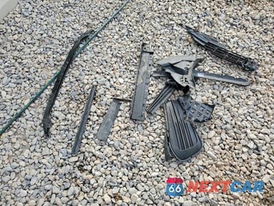 Zdjęcie 12 z 12 samochodu: 2024 VOLKSWAGEN JETTA S VIN:3VW5M7BU0RM078739 - miniatura