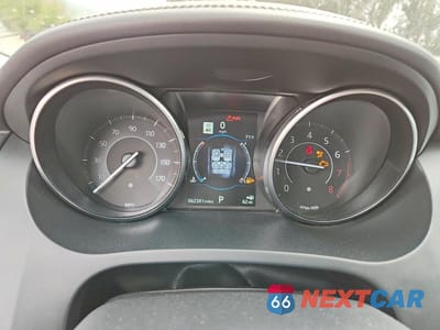 Zdjęcie 9 z 13 samochodu: 2018 JAGUAR E-PACE S VIN:SADFJ2FX7J1Z09571 - miniatura
