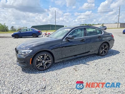 2021 BMW 330E 3MW5P7J0XM8B95073 - główne zdjęcie licytacji z USA - miniatura