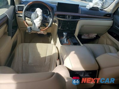 Zdjęcie 8 z 12 samochodu: 2021 LEXUS LX 570 THREE-ROW VIN:JTJDY7AX0M4335351 - miniatura