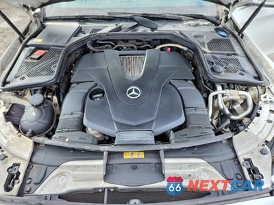 Zdjęcie 11 z 11 samochodu: 2015 MERCEDES-BENZ C 400 4MATIC VIN:55SWF6GB6FU027442 - miniatura