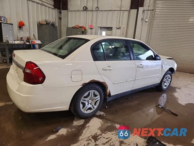 Trzecie zdjęcie samochodu z tyłu: 2008 CHEVROLET MALIBU LS VIN:1G1ZS58F58F117498 - miniatura