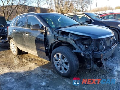 Czwarte zdjęcie samochodu z boku: 2015 CADILLAC SRX LUXURY COLLECTION VIN:3GYFNEE37FS572724 - miniatura