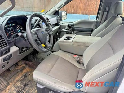 Zdjęcie 6 z 11 samochodu: 2018 FORD F150 VIN:1FTMF1C55JKF23159 - miniatura