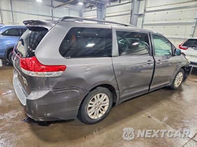 Trzecie zdjęcie samochodu z tyłu: 2011 TOYOTA SIENNA XLE 8-PASSENGER VIN:5TDYK3DC3BS123763 - miniatura