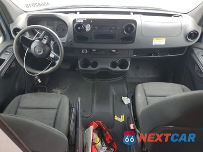 Zdjęcie 8 z 12 samochodu: 2019 MERCEDES-BENZ SPRINTER 2500 VIN:WD4PF1CD4KP146337 - miniatura