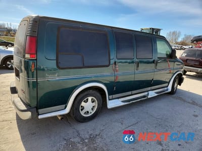 Trzecie zdjęcie samochodu z tyłu: 1999 GMC SAVANA RV G1500 VIN:1GDFG15R3X1146556 - miniatura