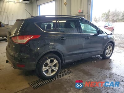 Trzecie zdjęcie samochodu z tyłu: 2015 FORD ESCAPE SE VIN:1FMCU9G96FUC67148 - miniatura