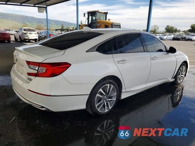 Trzecie zdjęcie samochodu z tyłu: 2020 HONDA ACCORD TOURING HYBRID VIN:1HGCV3F94LA007457 - miniatura